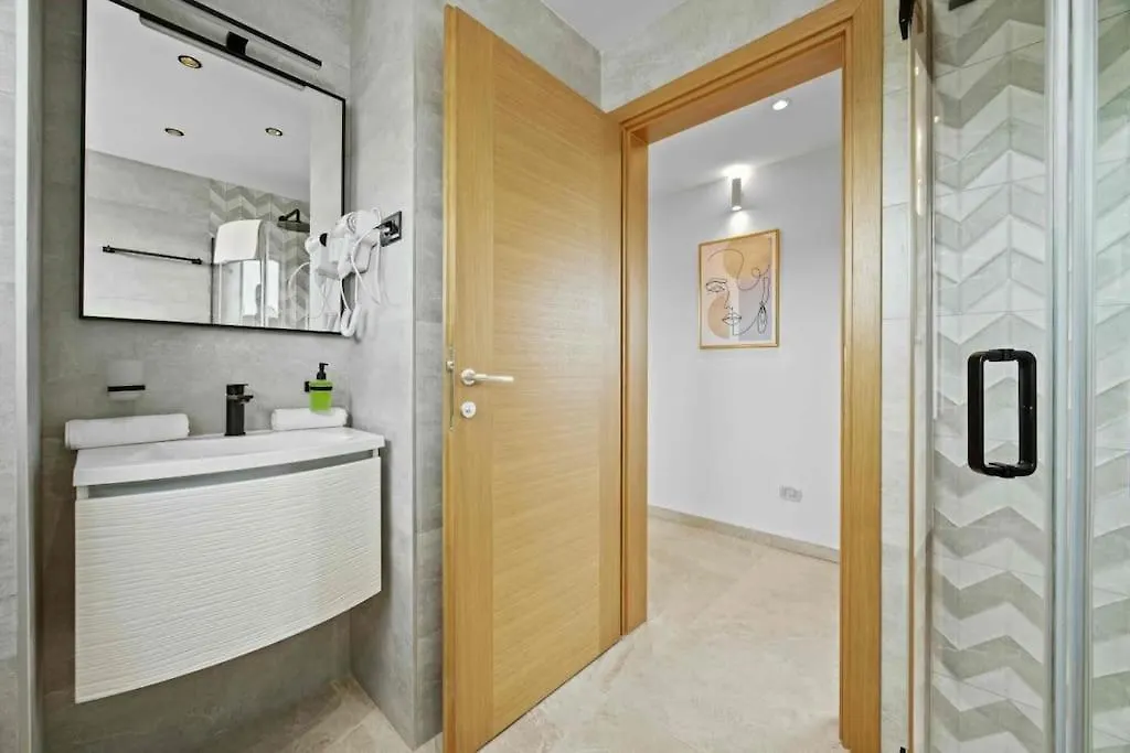 Villa Palma - Seaside Luxury Villa For 6 Person! Pula Croatia