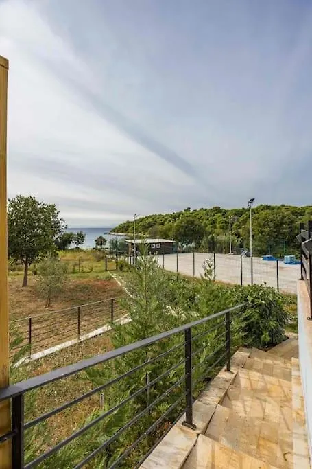 Villa Palma - Seaside Luxury Villa For 6 Person! Pula