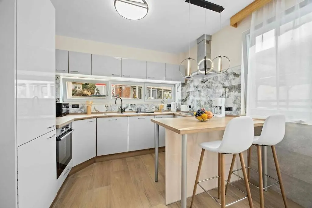 Villa Palma - Seaside Luxury Villa For 6 Person! Pula Croatia