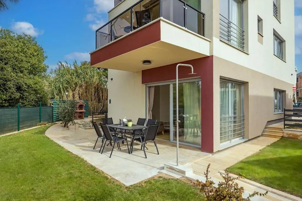 Villa Palma - Seaside Luxury Villa For 6 Person! Pula